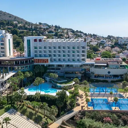 Апартаменты Elegant Luxury With Terrace In Higueron *