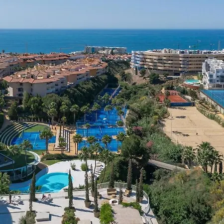 Elegant Luxury With Terrace In Higueron * Fuengirola