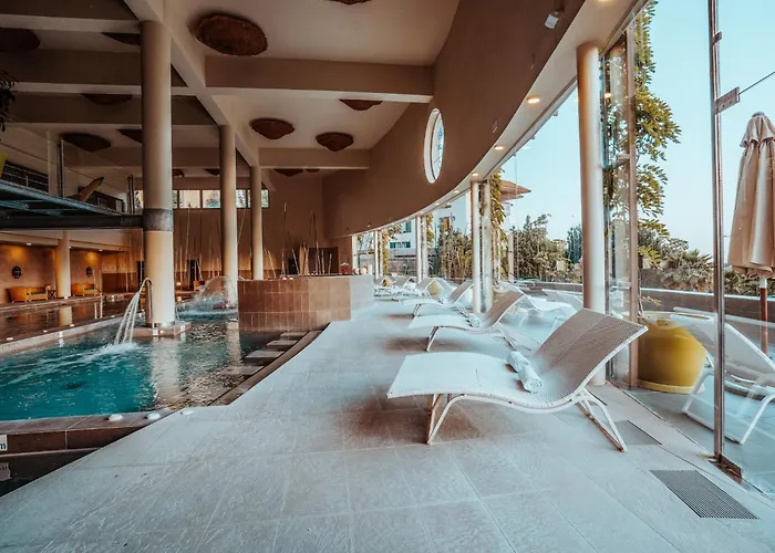 Elegant Luxury With Terrace In Higueron Daire Fuengirola