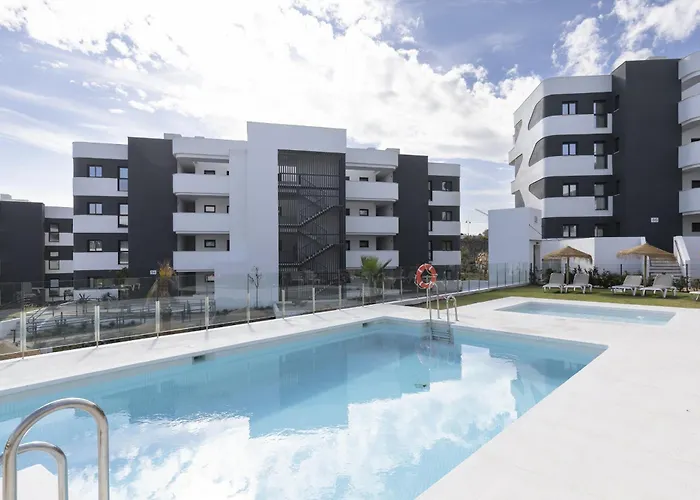 Daire Elegant Luxury With Terrace In Higueron Fuengirola