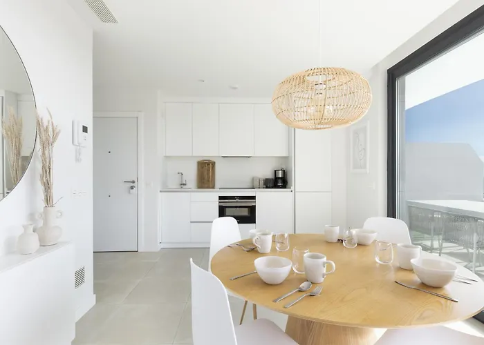 Elegant Luxury With Terrace In Higueron * Fuengirola