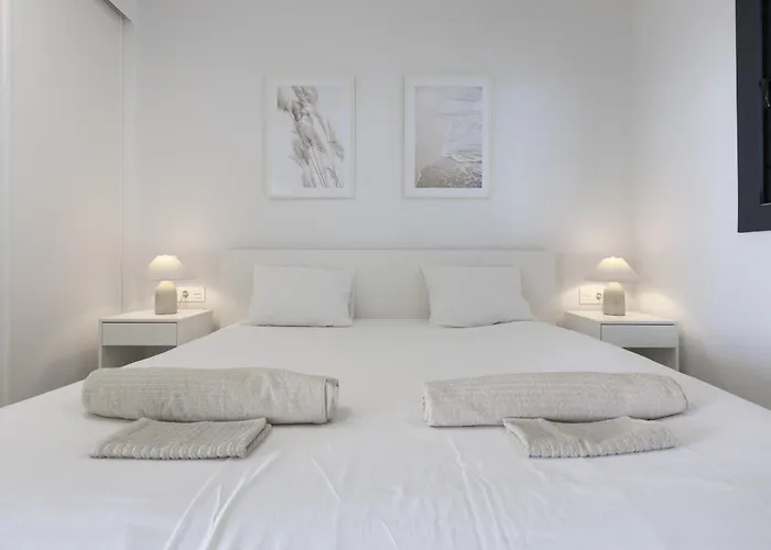 Daire Elegant Luxury With Terrace In Higueron