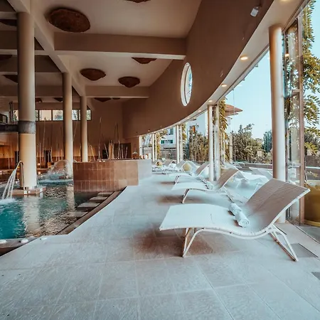 Elegant Luxury With Terrace In Higueron Apartment Fuengirola